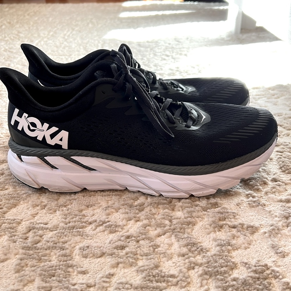 Hoka One One Clifton 7
